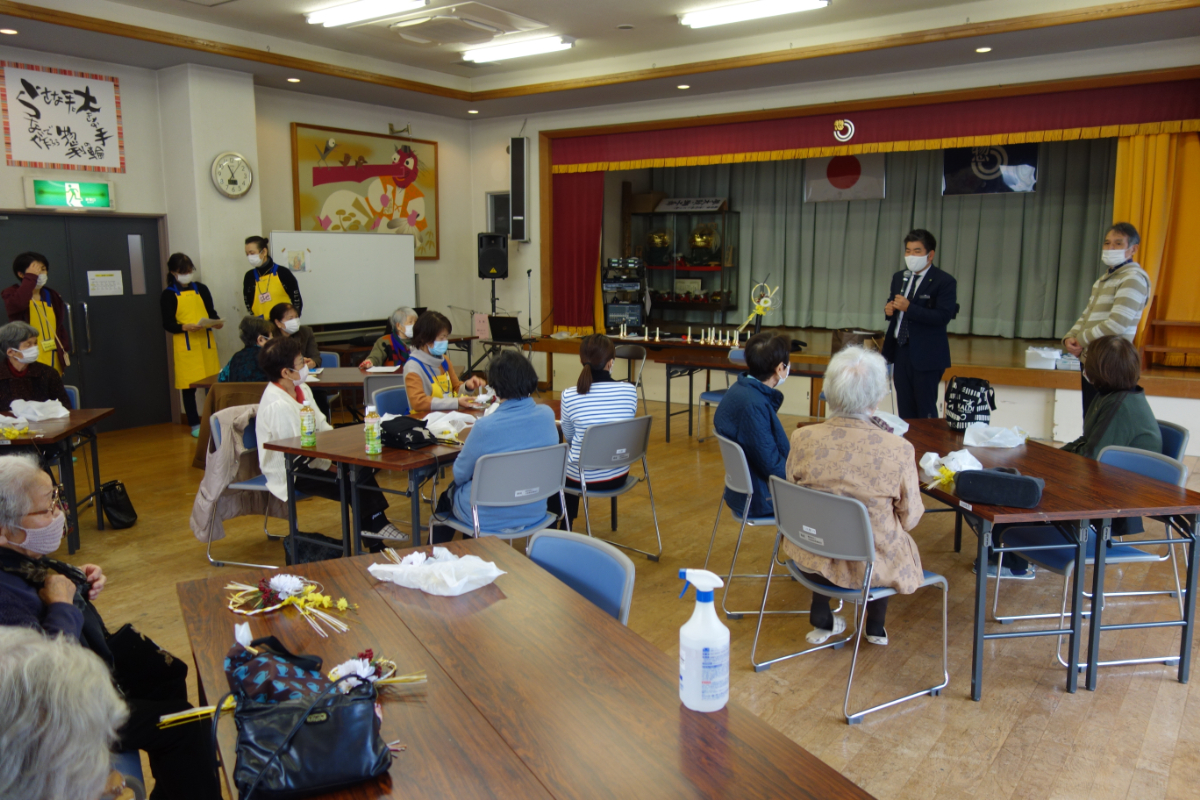 『出張講座』惣利自治会にて　～水引飾り制作～